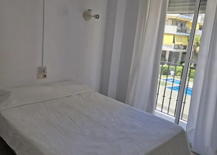 Apt Erisa en Torremolinos dos min de la playa, Puerto Marina